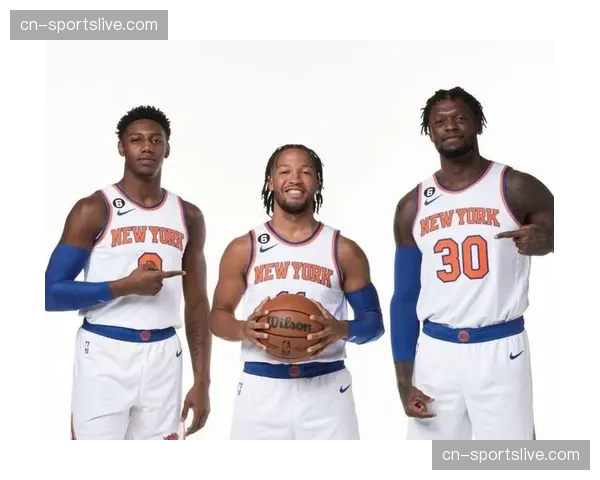 从垫底到顶级:国王队本赛季进攻效率联盟登顶的背后,数据分析驱动的战术革命 从垫底到顶级:国王队本赛季进攻效率联盟登顶的背后,数据分析驱动的战术革命