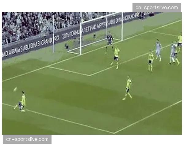 图表解析：对比瓜迪奥拉的曼城与意甲典型混合防守体系的异同